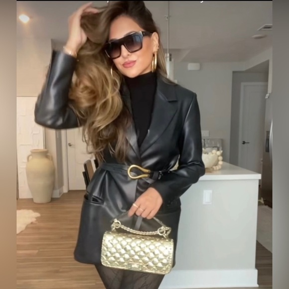 Zara  Black Faux Leather Oversized Double Breasted Blazer, Sz L - Picture 2 of 16